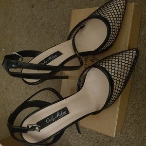 Sexy,beautiful black ladies dress shoes size 9